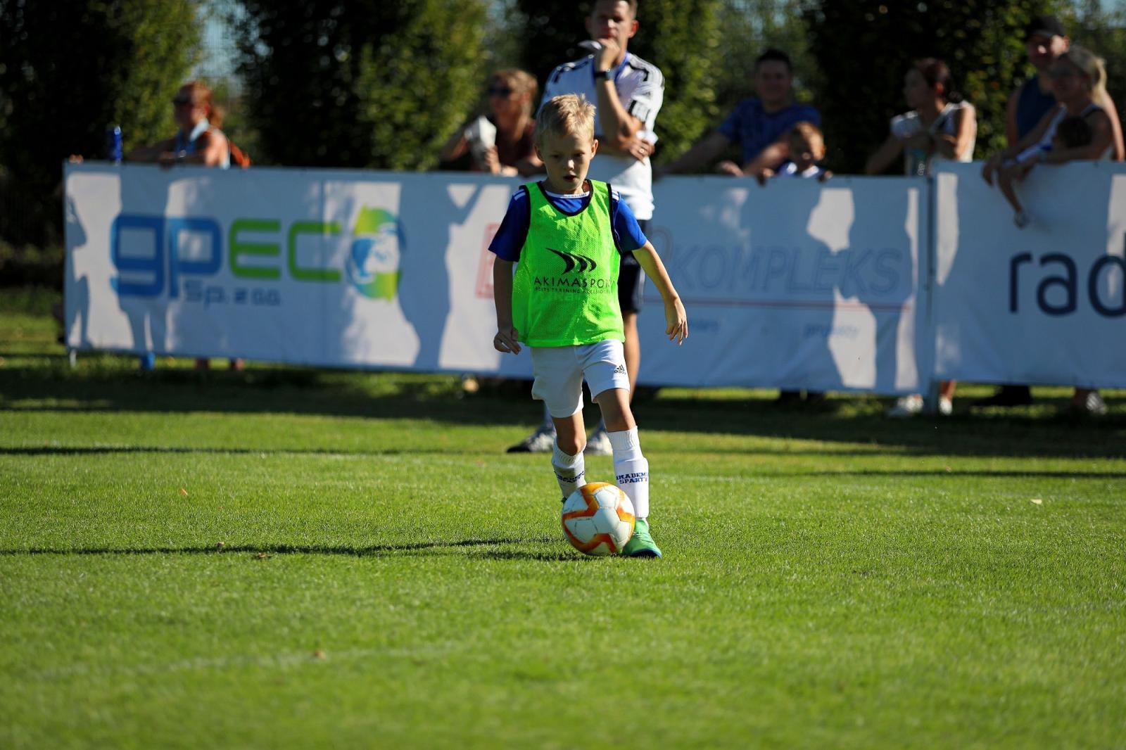 Zdjęcie w galerii na portalu naszraciborz.pl: Macron Cup przy Srebrnej. Piłkarska rywalizacja rocznika 2018 [FOTO] wiadomości z regionu