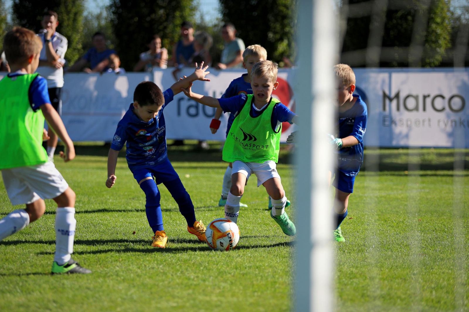Zdjęcie w galerii na portalu naszraciborz.pl: Macron Cup przy Srebrnej. Piłkarska rywalizacja rocznika 2018 [FOTO] wiadomości z regionu