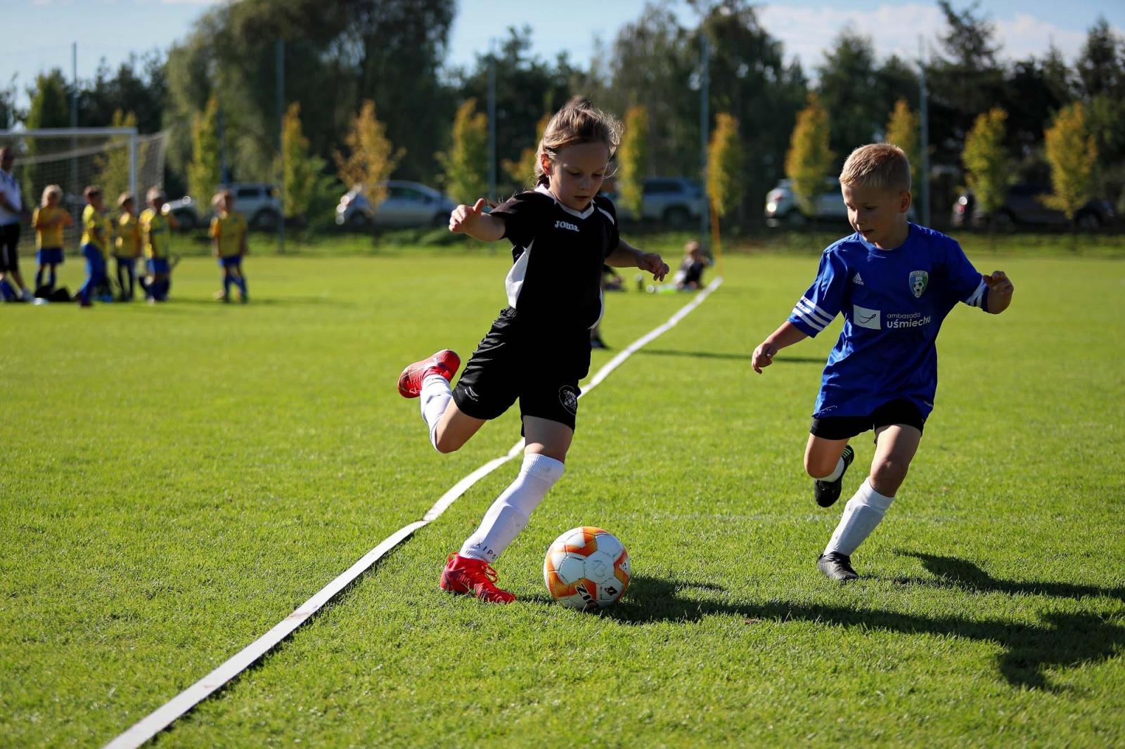 Zdjęcie w galerii na portalu naszraciborz.pl: Macron Cup przy Srebrnej. Piłkarska rywalizacja rocznika 2018 [FOTO] wiadomości z regionu