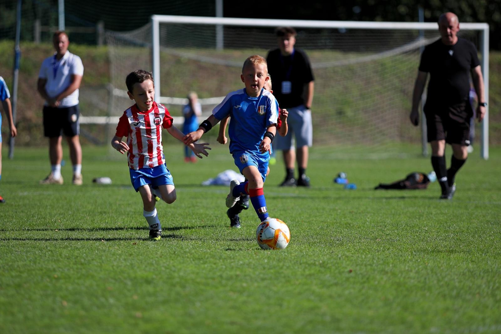 Zdjęcie w galerii na portalu naszraciborz.pl: Macron Cup przy Srebrnej. Piłkarska rywalizacja rocznika 2018 [FOTO] wiadomości z regionu