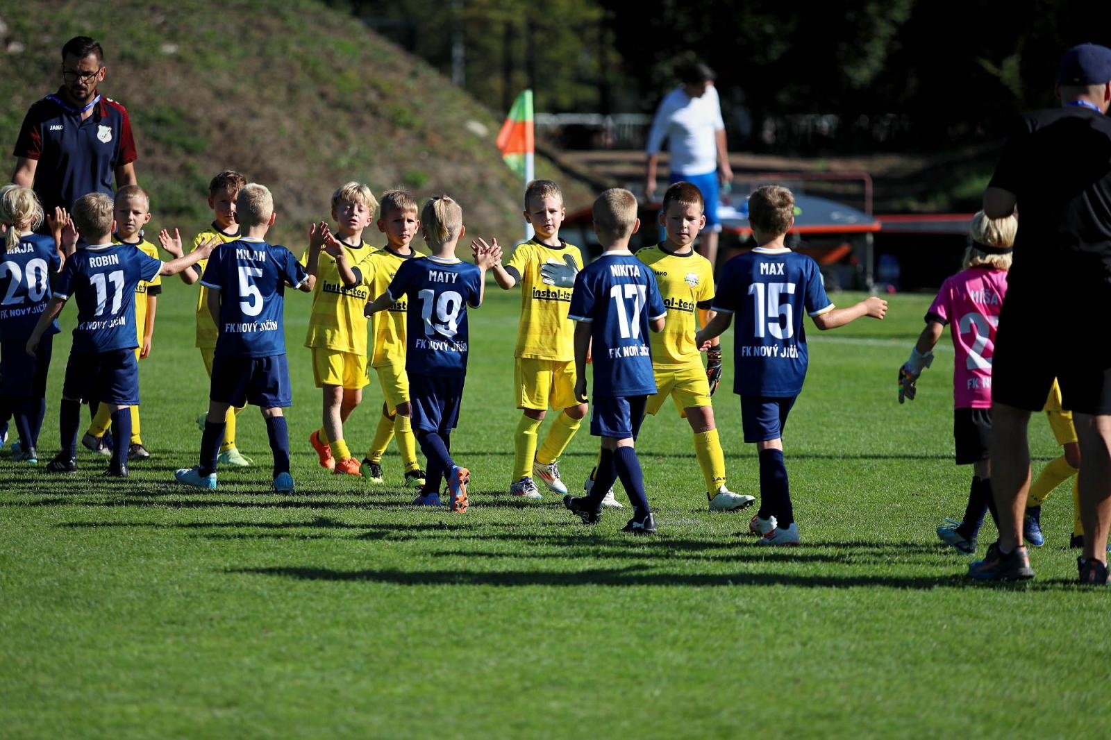 Zdjęcie w galerii na portalu naszraciborz.pl: Macron Cup przy Srebrnej. Piłkarska rywalizacja rocznika 2018 [FOTO] wiadomości z regionu