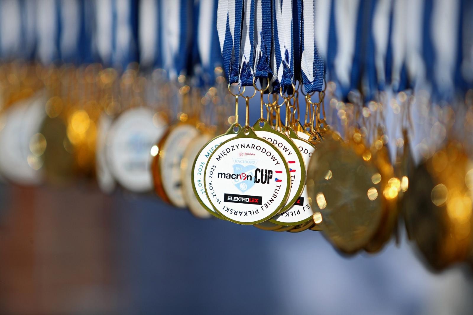 Zdjęcie w galerii na portalu naszraciborz.pl: Macron Cup przy Srebrnej. Piłkarska rywalizacja rocznika 2018 [FOTO] wiadomości z regionu