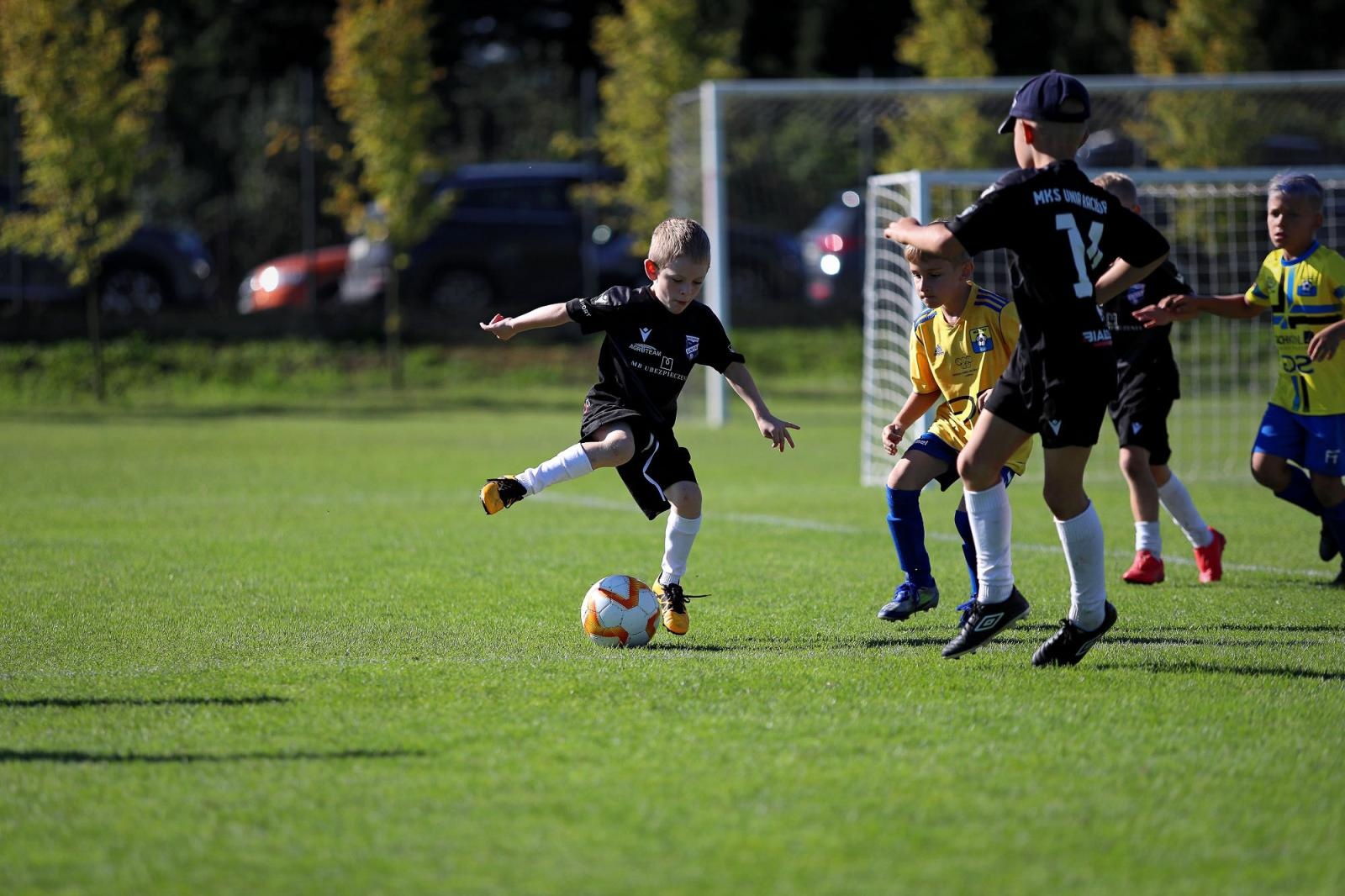 Zdjęcie w galerii na portalu naszraciborz.pl: Macron Cup przy Srebrnej. Piłkarska rywalizacja rocznika 2018 [FOTO] wiadomości z regionu