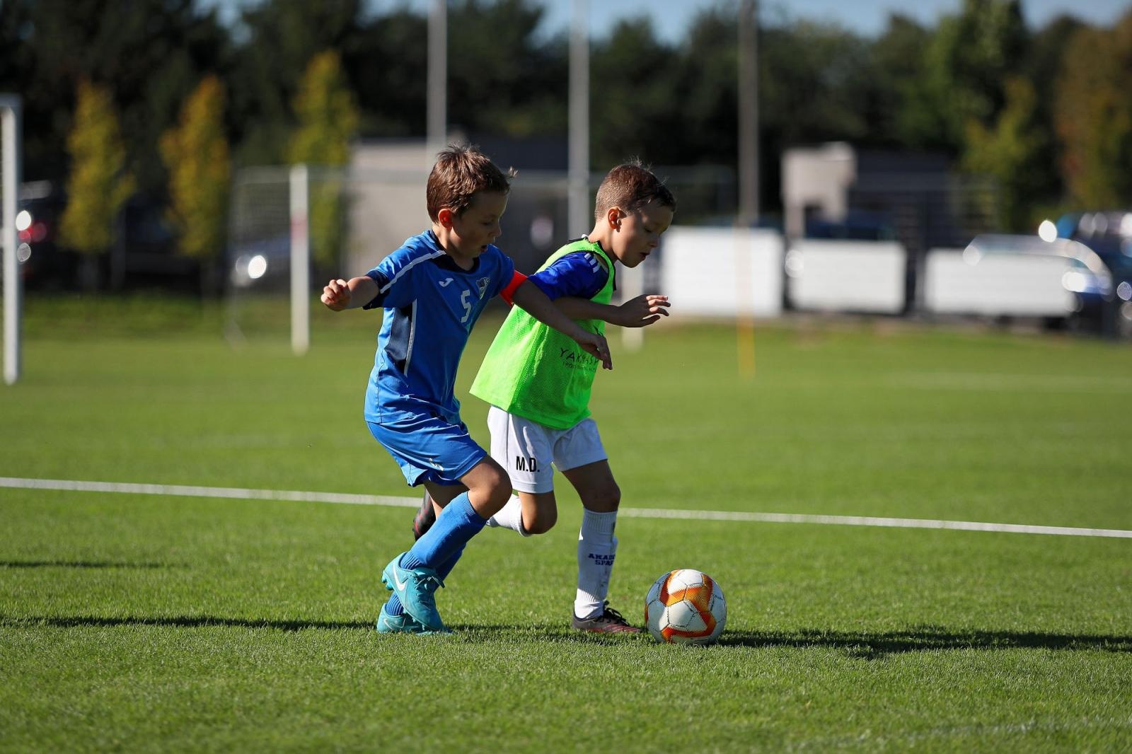 Zdjęcie w galerii na portalu naszraciborz.pl: Macron Cup przy Srebrnej. Piłkarska rywalizacja rocznika 2018 [FOTO] wiadomości z regionu
