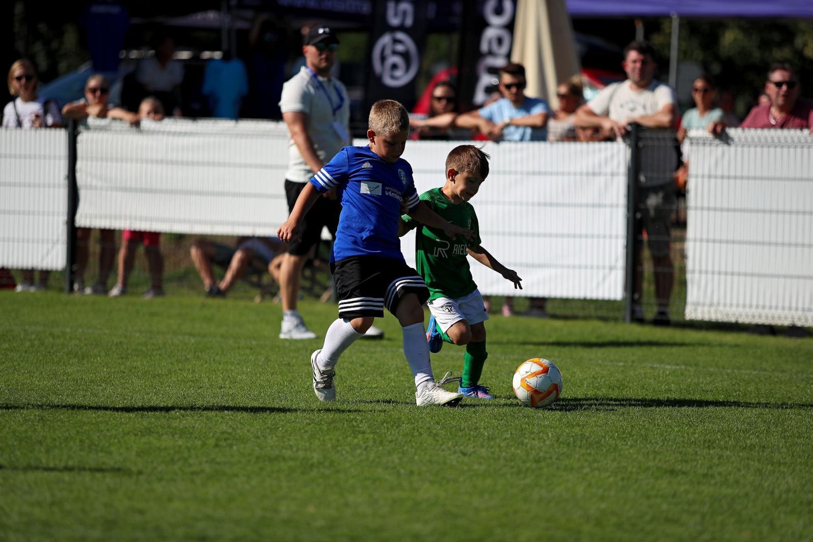 Zdjęcie w galerii na portalu naszraciborz.pl: Macron Cup przy Srebrnej. Piłkarska rywalizacja rocznika 2018 [FOTO] wiadomości z regionu