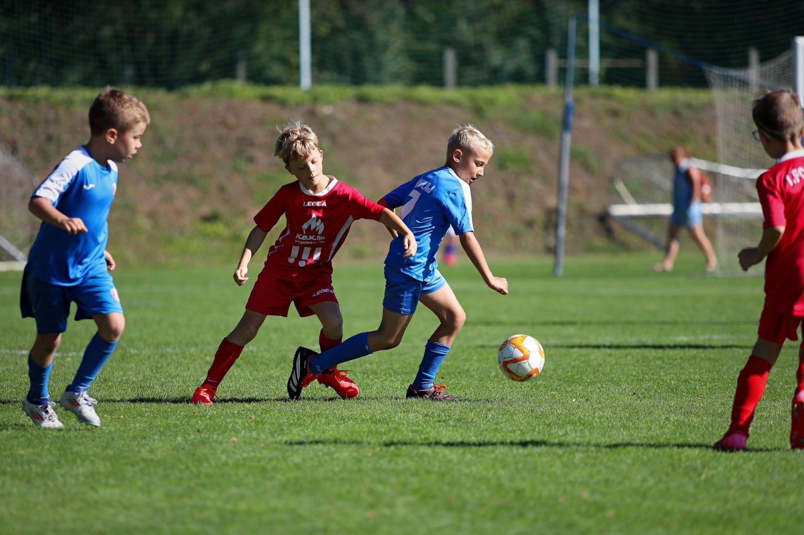 Zdjęcie w galerii na portalu naszraciborz.pl: Macron Cup przy Srebrnej. Piłkarska rywalizacja rocznika 2018 [FOTO] wiadomości z regionu