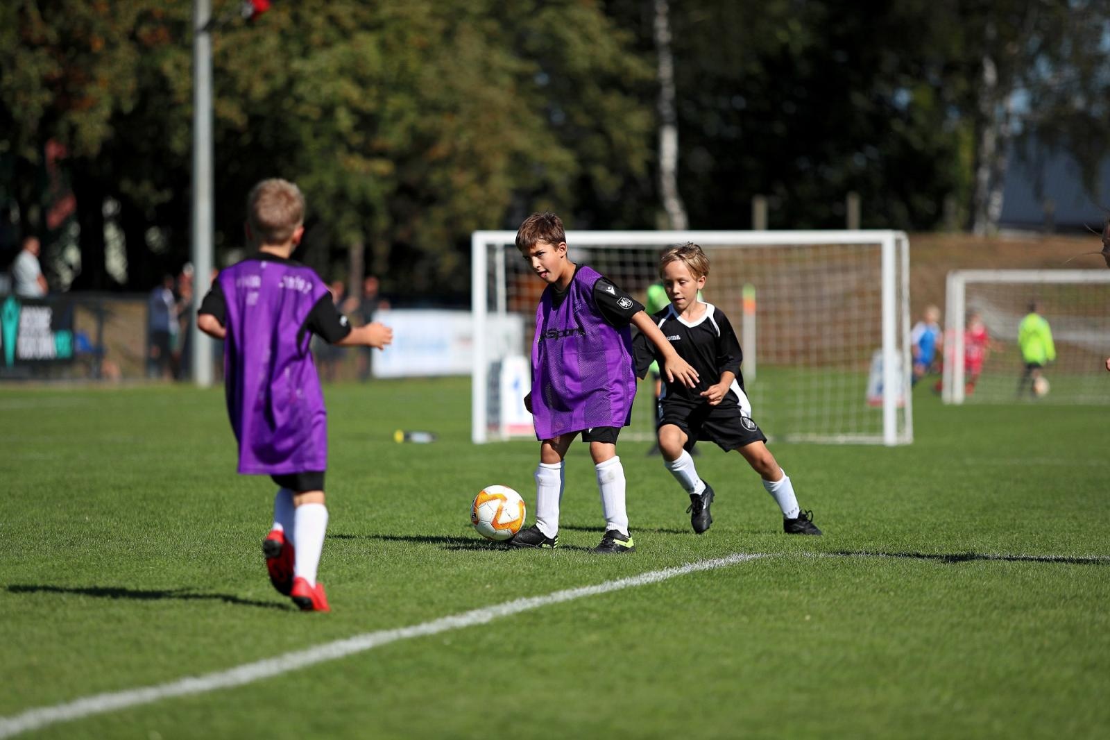 Zdjęcie w galerii na portalu naszraciborz.pl: Macron Cup przy Srebrnej. Piłkarska rywalizacja rocznika 2018 [FOTO] wiadomości z regionu