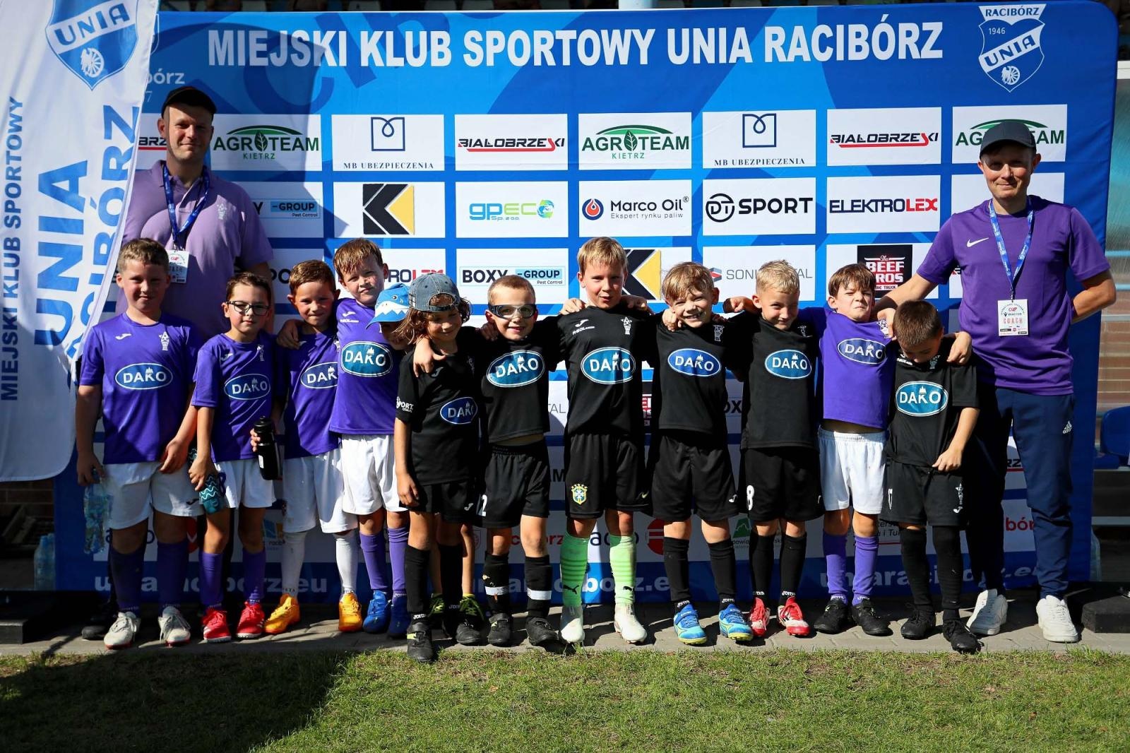 Zdjęcie w galerii na portalu naszraciborz.pl: Macron Cup przy Srebrnej. Piłkarska rywalizacja rocznika 2018 [FOTO] wiadomości z regionu