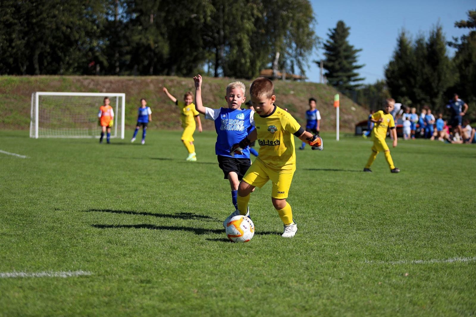 Zdjęcie w galerii na portalu naszraciborz.pl: Macron Cup przy Srebrnej. Piłkarska rywalizacja rocznika 2018 [FOTO] wiadomości z regionu