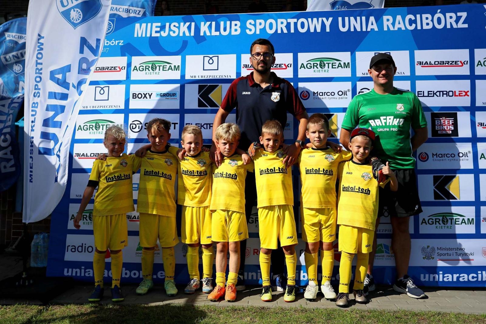 Zdjęcie w galerii na portalu naszraciborz.pl: Macron Cup przy Srebrnej. Piłkarska rywalizacja rocznika 2018 [FOTO] wiadomości z regionu