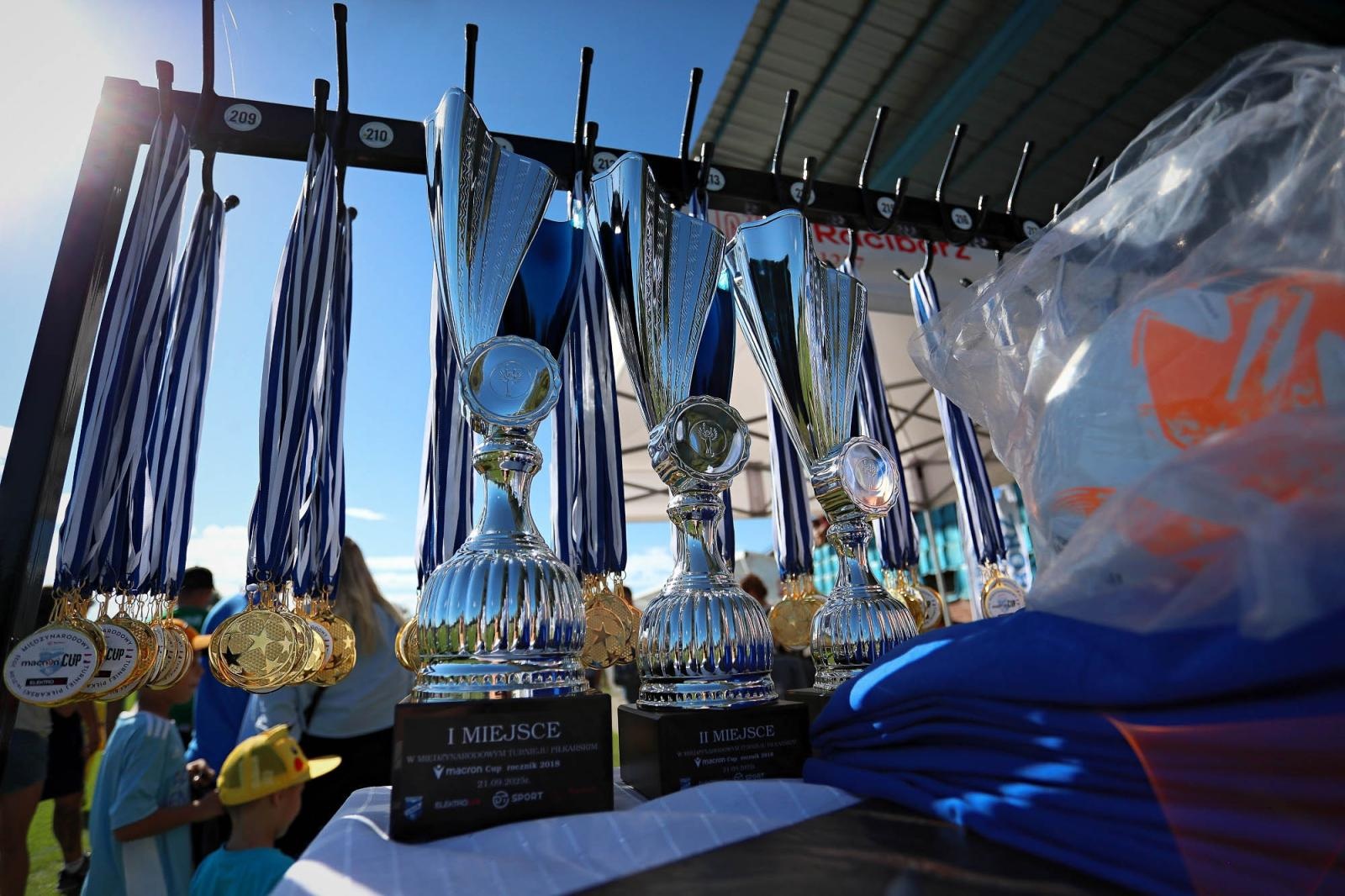 Zdjęcie w galerii na portalu naszraciborz.pl: Macron Cup przy Srebrnej. Piłkarska rywalizacja rocznika 2018 [FOTO] wiadomości z regionu