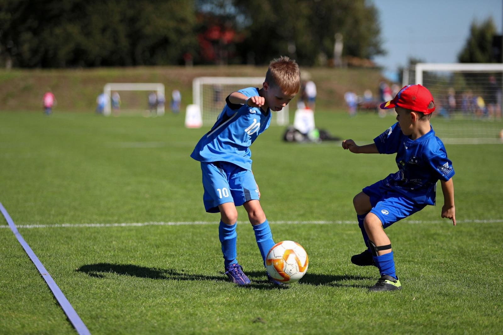 Zdjęcie w galerii na portalu naszraciborz.pl: Macron Cup przy Srebrnej. Piłkarska rywalizacja rocznika 2018 [FOTO] wiadomości z regionu
