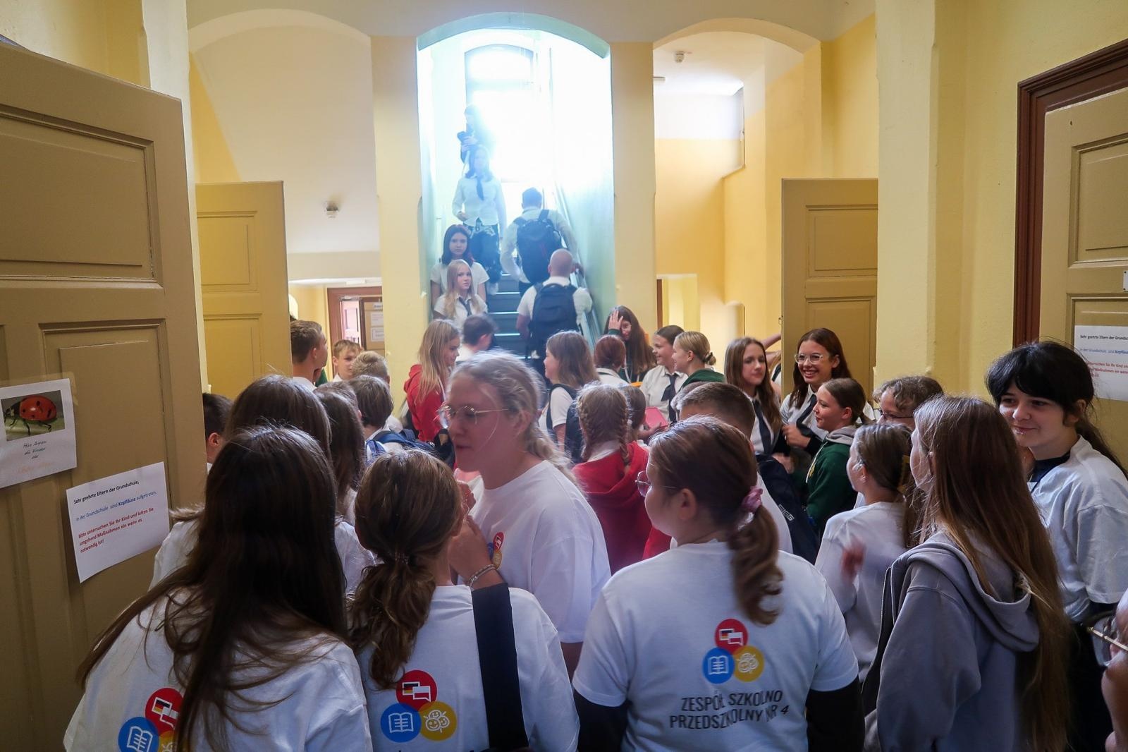 Zdjęcie w galerii na portalu naszraciborz.pl: Uczniowie ZSP nr 4 w Raciborzu na wymianie w Oßling wiadomości z regionu