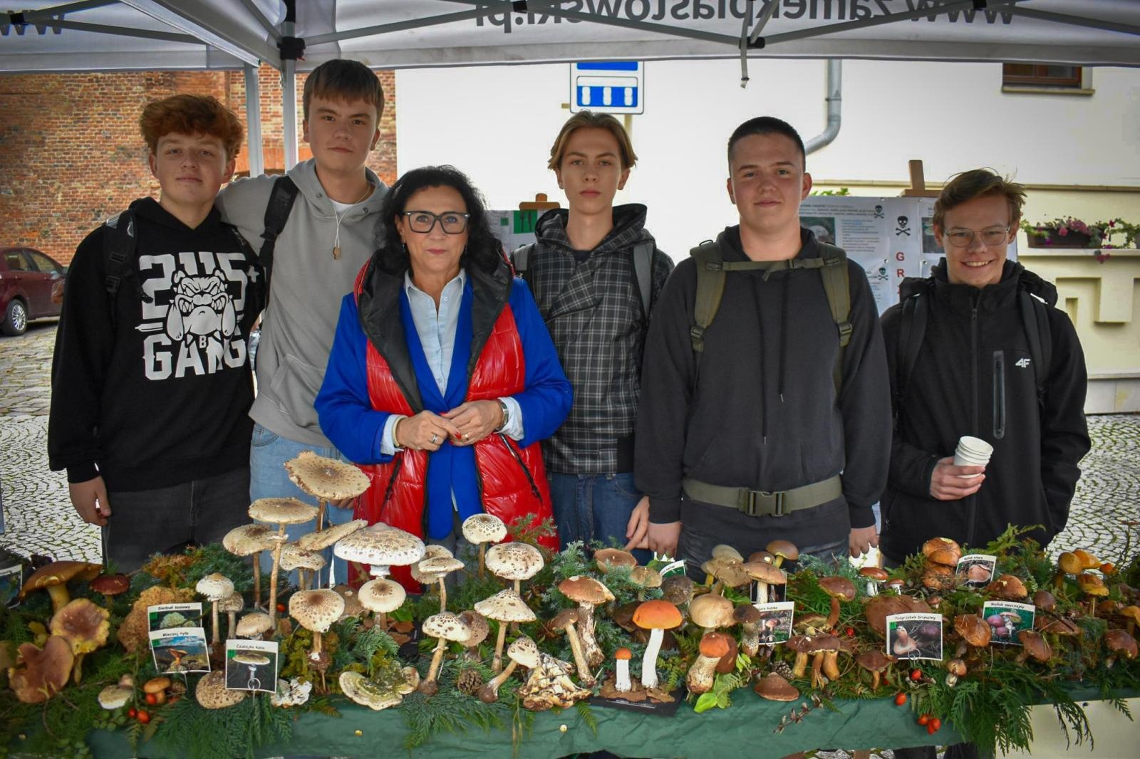 Zdjęcie w galerii na portalu naszraciborz.pl: Bezpieczne Grzybobranie 2025 za nami [FOTO] wiadomości z regionu