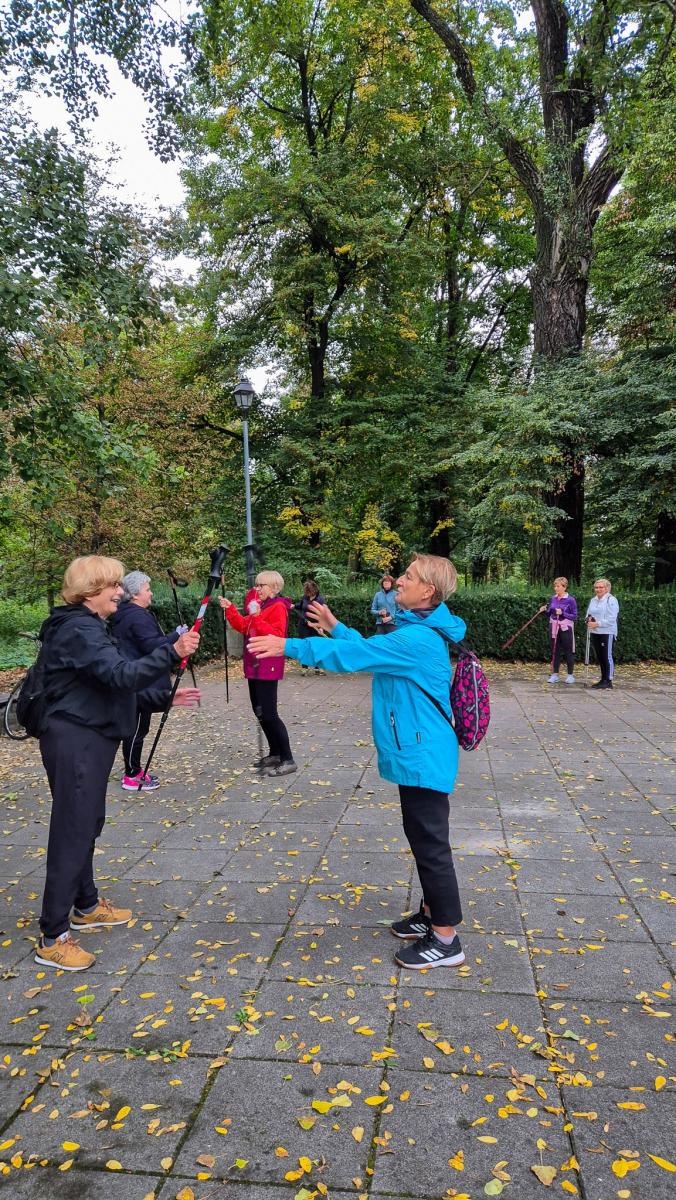 Zdjęcie w galerii na portalu naszraciborz.pl: Aktywny Senior 2025 w Parku Zamkowym wiadomości z regionu