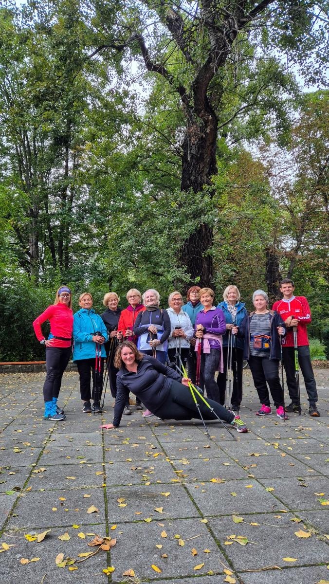 Zdjęcie w galerii na portalu naszraciborz.pl: Aktywny Senior 2025 w Parku Zamkowym wiadomości z regionu