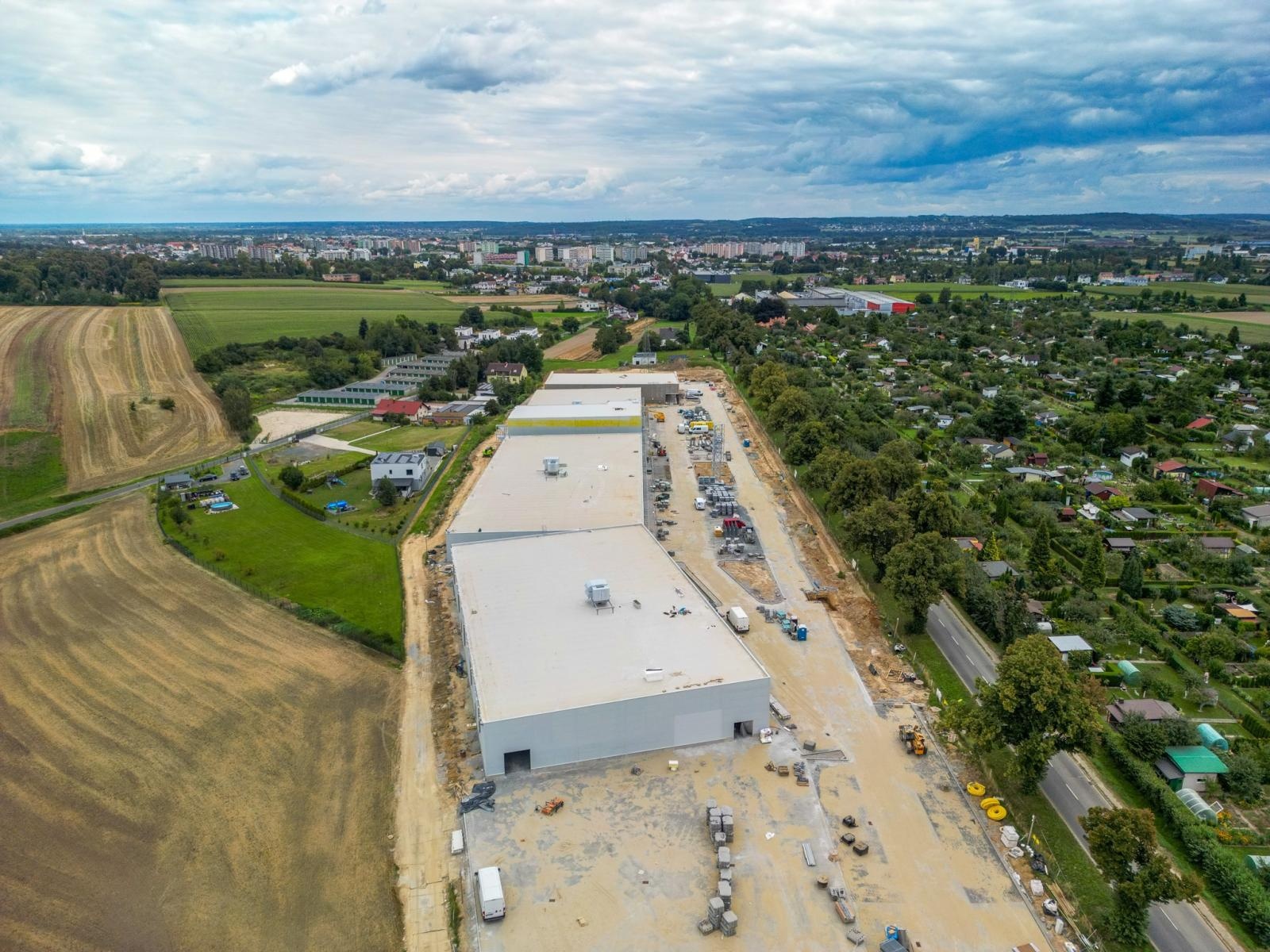Zdjęcie w galerii na portalu naszraciborz.pl: Racibórz rozwija się odpowiedzialnie – nowe centrum handlowe i więcej zieleni wiadomości z regionu
