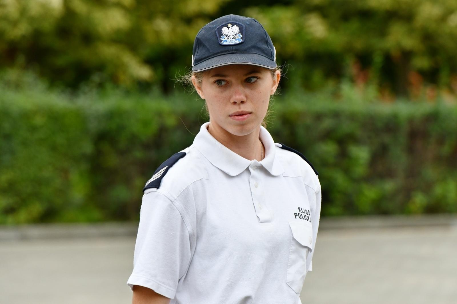 Zdjęcie w galerii na portalu naszraciborz.pl: II Ogólnopolski Przegląd Musztry Klas Mundurowych w Raciborzu wiadomości z regionu