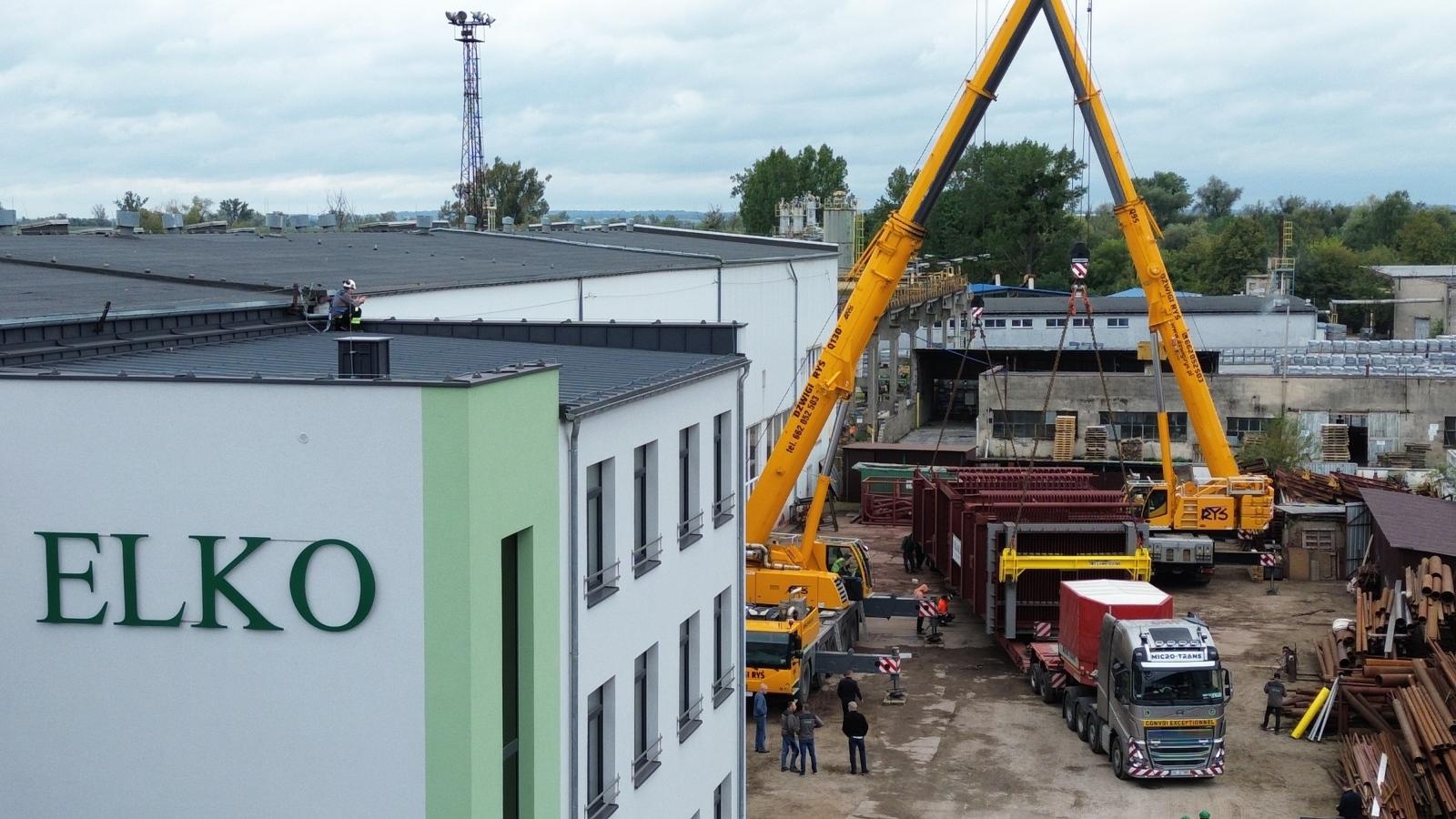 Zdjęcie w galerii na portalu naszraciborz.pl: Raciborska firma ZRE ELKO wysyła gigantyczny kocioł do Niemiec  wiadomości z regionu