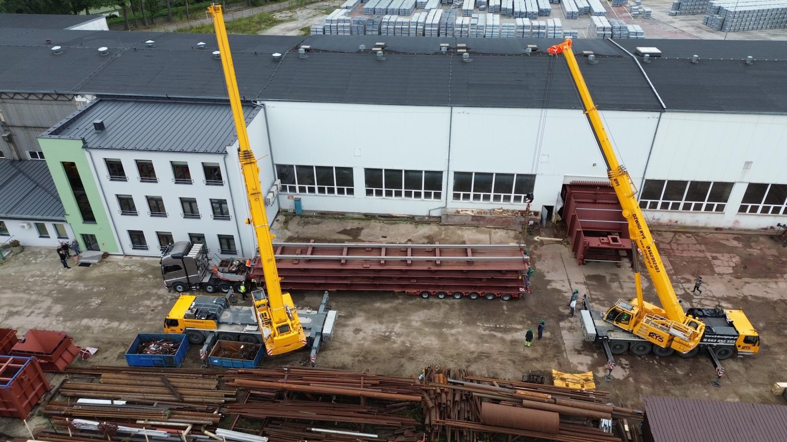 Zdjęcie w galerii na portalu naszraciborz.pl: Raciborska firma ZRE ELKO wysyła gigantyczny kocioł do Niemiec  wiadomości z regionu