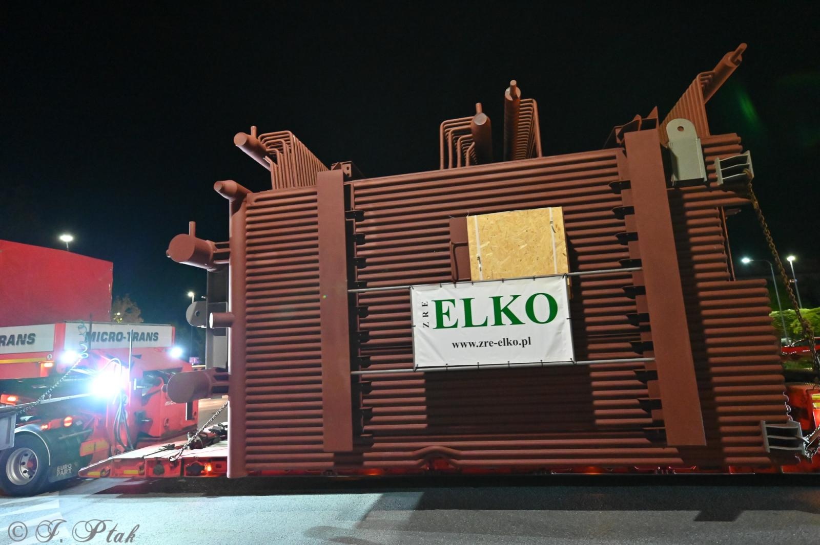 Zdjęcie w galerii na portalu naszraciborz.pl: Transport jak za najlepszych lat Rafako. ZRE ELKO wysłało do Niemiec gigantyczne elementy kotła wiadomości z regionu