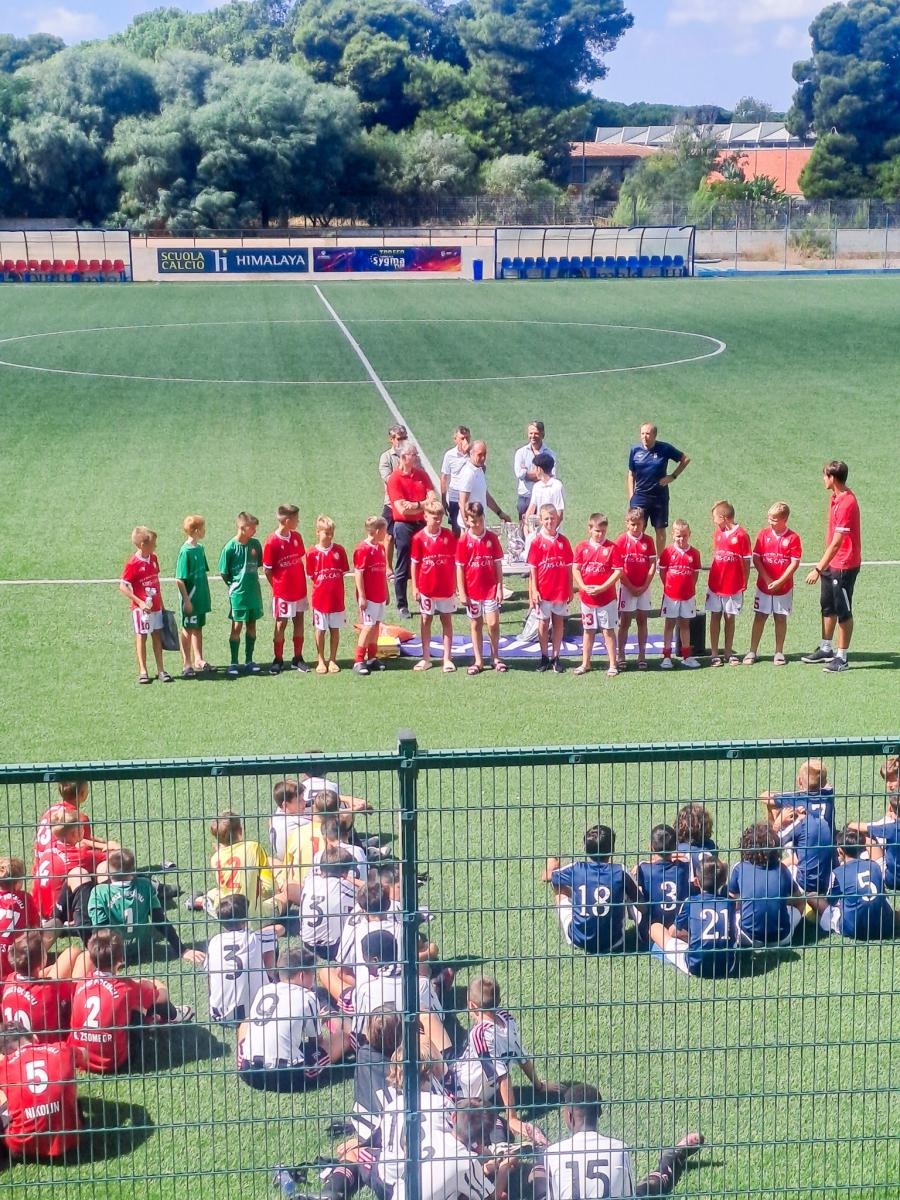 Zdjęcie w galerii na portalu naszraciborz.pl: Młodziki z Nędzy na Sardynii – sportowa rywalizacja i niezapomniana przygoda wiadomości z regionu