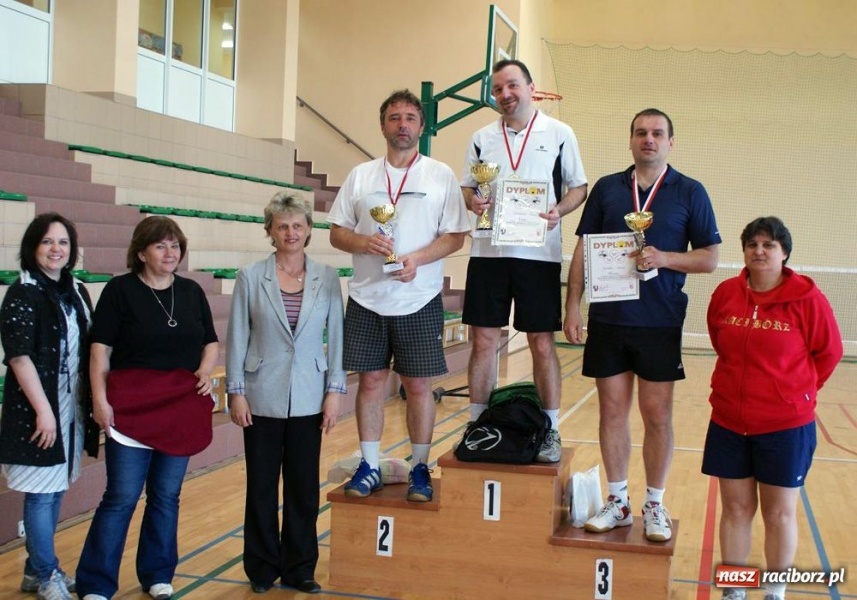 Zdjęcie w galerii na portalu naszraciborz.pl: Mistrzostwa powiatu w badmintonie wiadomości z regionu