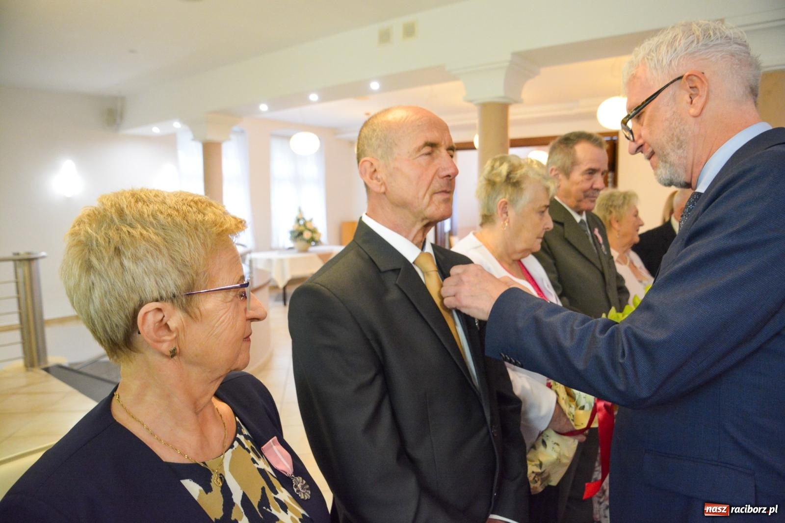 Zdjęcie w galerii na portalu naszraciborz.pl: Złote gody w Raciborzu – medale za długoletnie pożycie małżeńskie [FOTO i WIDEO] wiadomości z regionu