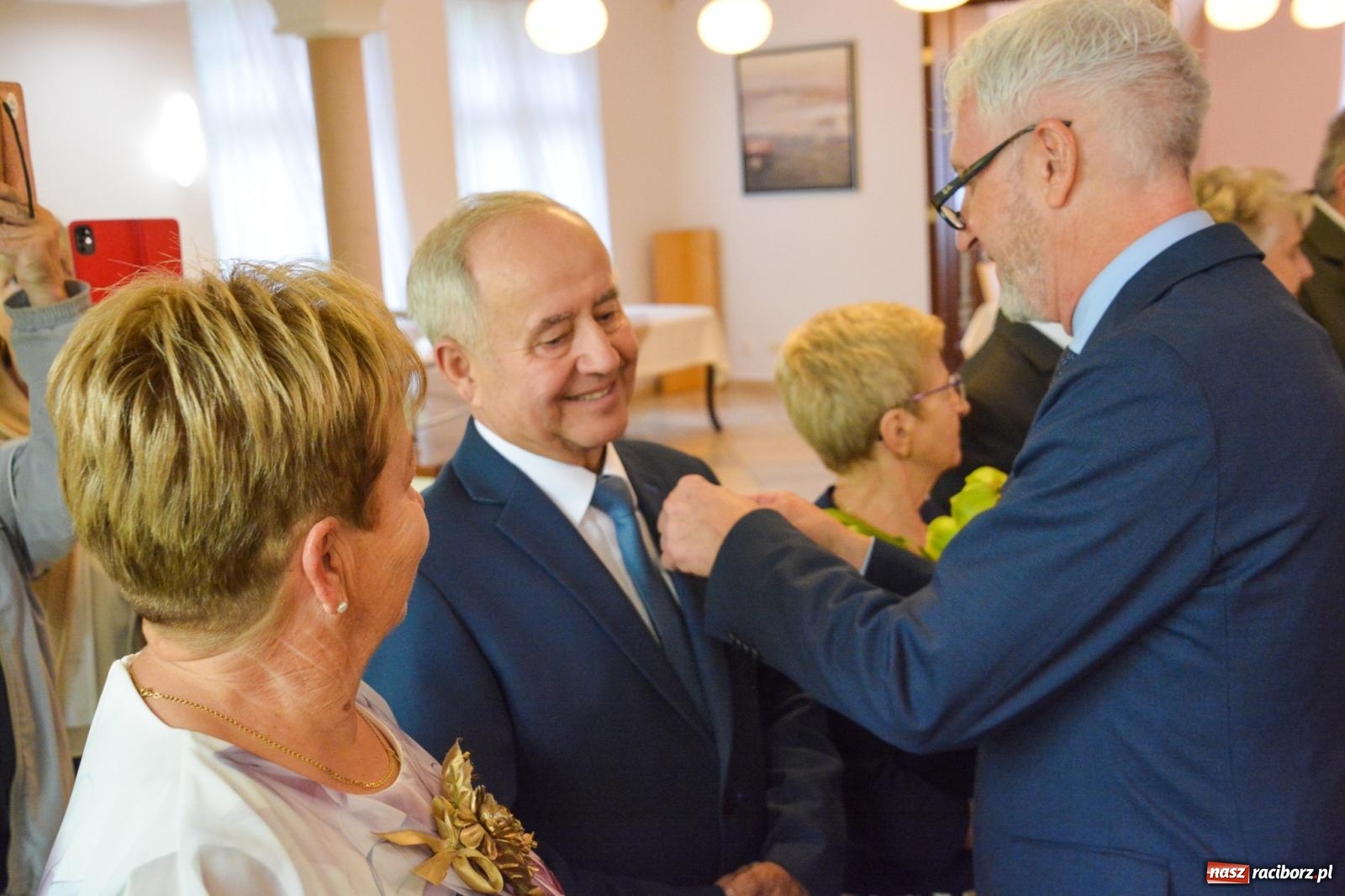 Zdjęcie w galerii na portalu naszraciborz.pl: Złote gody w Raciborzu – medale za długoletnie pożycie małżeńskie [FOTO i WIDEO] wiadomości z regionu
