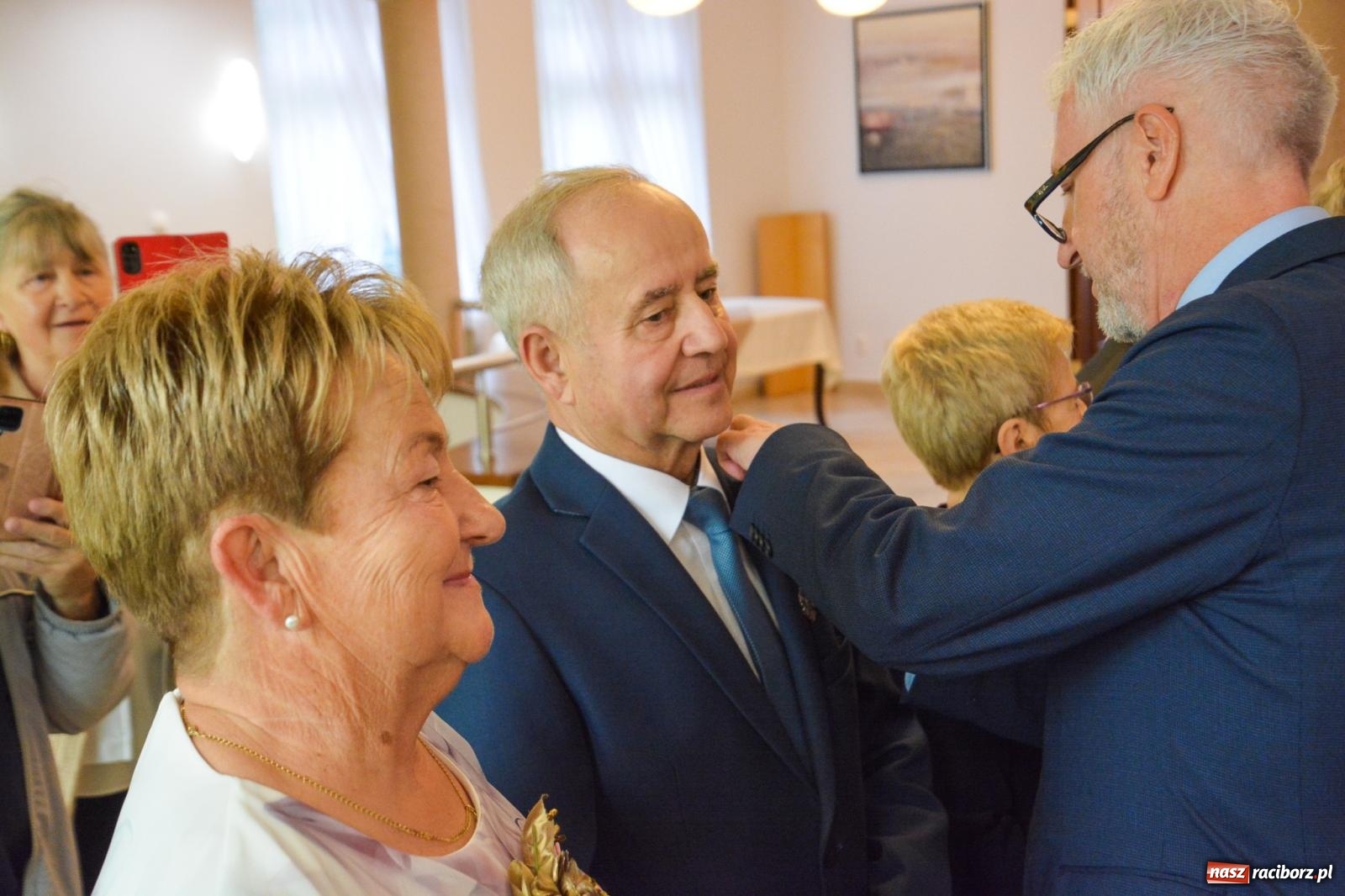 Zdjęcie w galerii na portalu naszraciborz.pl: Złote gody w Raciborzu – medale za długoletnie pożycie małżeńskie [FOTO i WIDEO] wiadomości z regionu