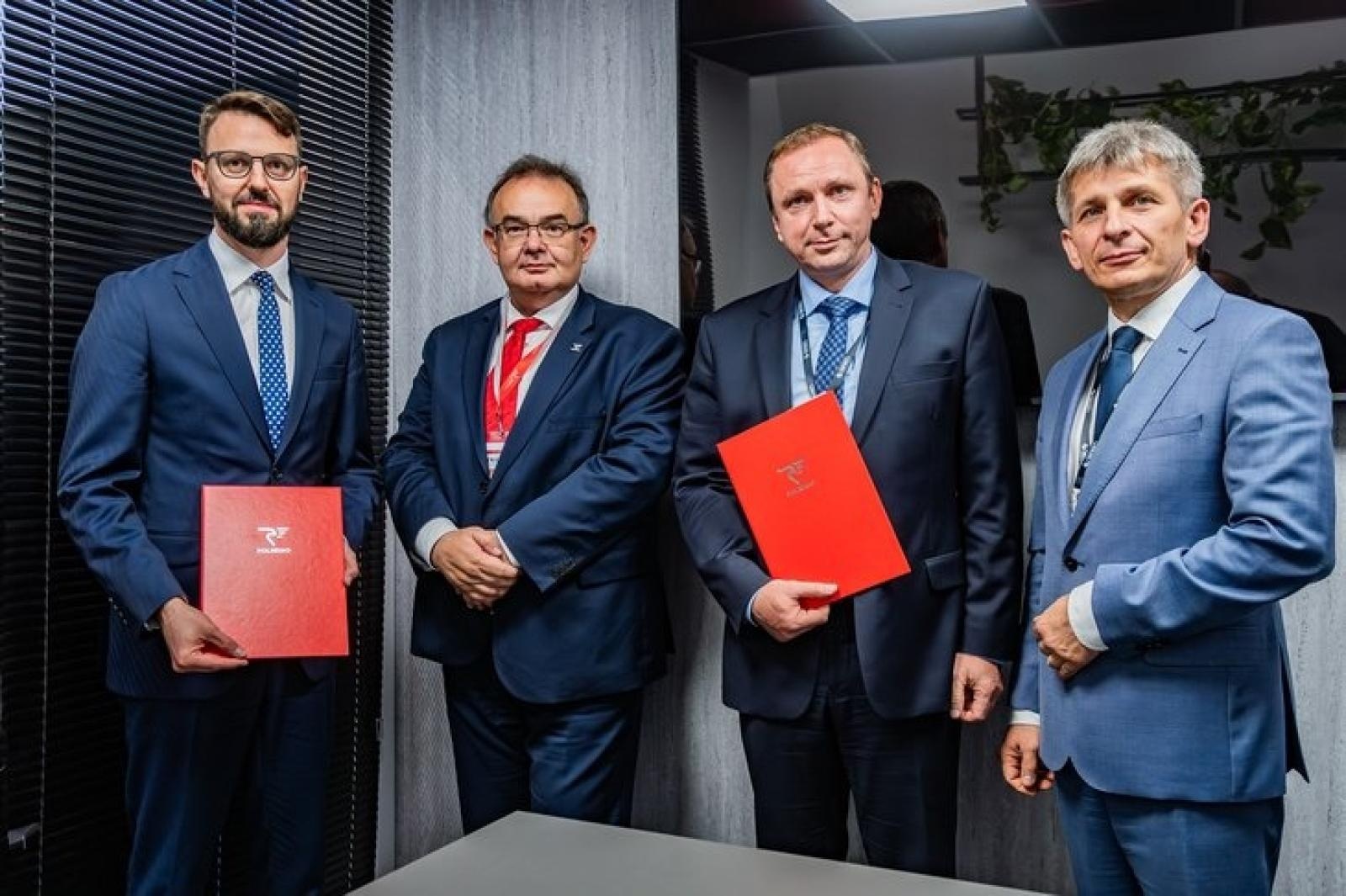 Zdjęcie w galerii na portalu naszraciborz.pl: Centrum Regeneracji Kolejowych Zestawów Kołowych w Kuźni Raciborskiej - Rafamet i Polregio chcą współpracować wiadomości z regionu