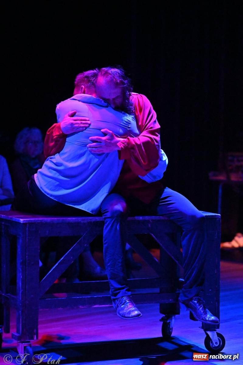 Zdjęcie w galerii na portalu naszraciborz.pl: Racibórz ożywa teatrem i muzyką – pierwsze wydarzenia Off-ki 2025 [FOTO i WIDEO] wiadomości z regionu