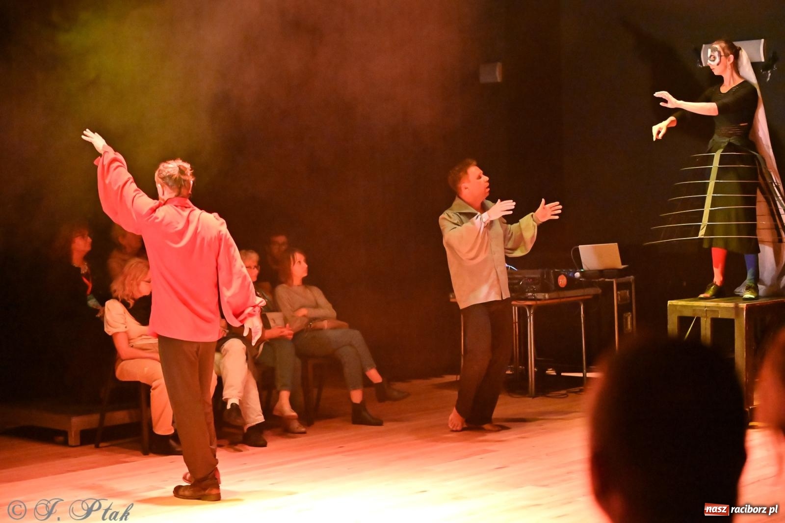 Zdjęcie w galerii na portalu naszraciborz.pl: Racibórz ożywa teatrem i muzyką – pierwsze wydarzenia Off-ki 2025 [FOTO i WIDEO] wiadomości z regionu