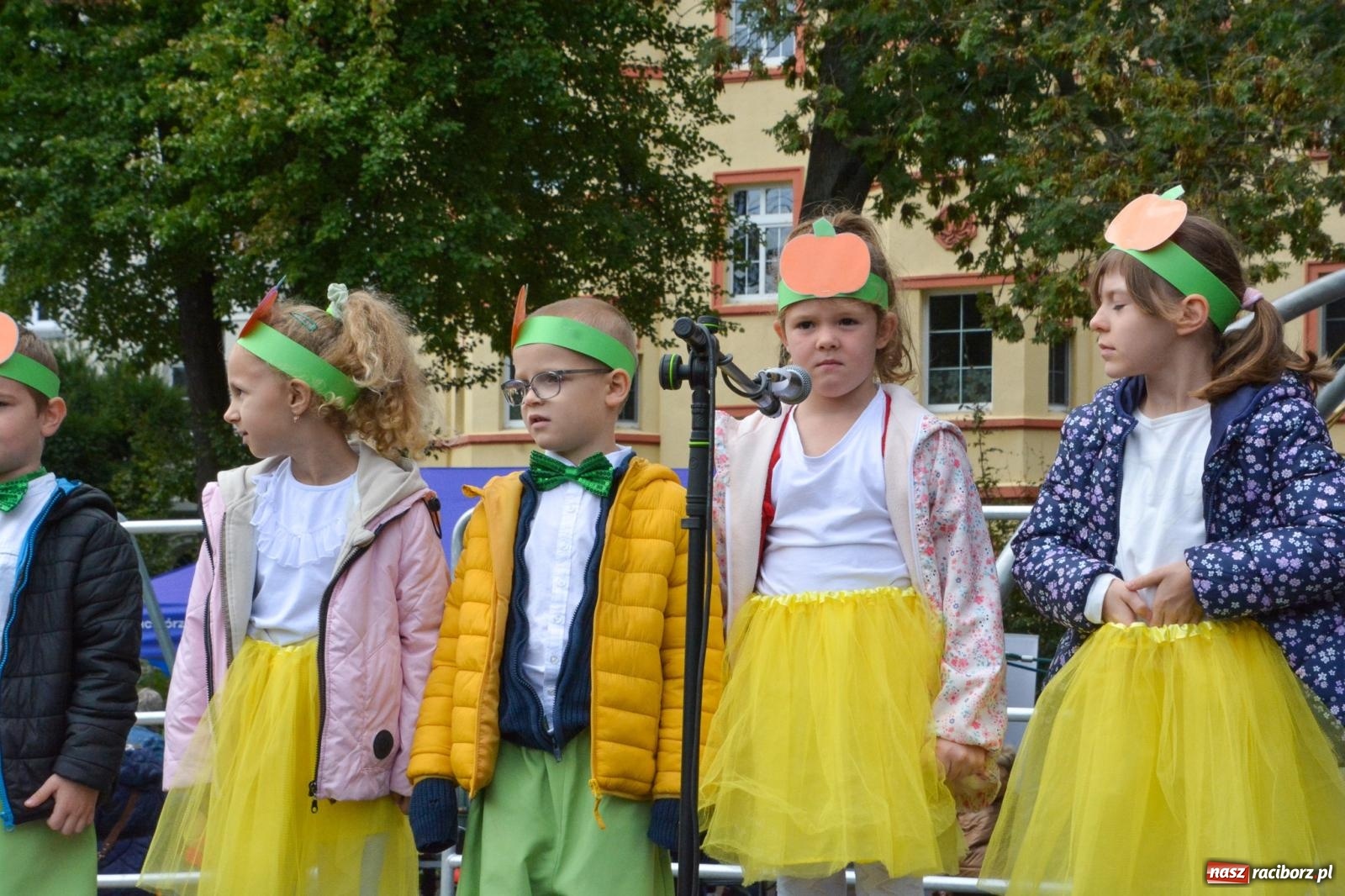 Zdjęcie w galerii na portalu naszraciborz.pl: W parku Jordanowskim trwa raciborskie święto dyni wiadomości z regionu