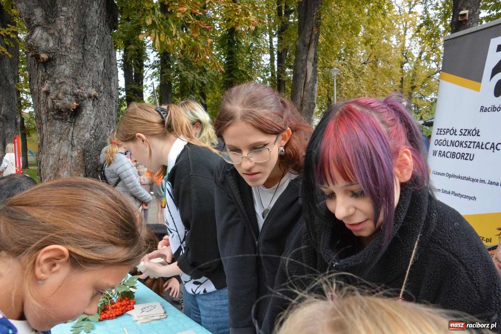Zdjęcie w galerii na portalu naszraciborz.pl: W parku Jordanowskim trwa raciborskie święto dyni wiadomości z regionu