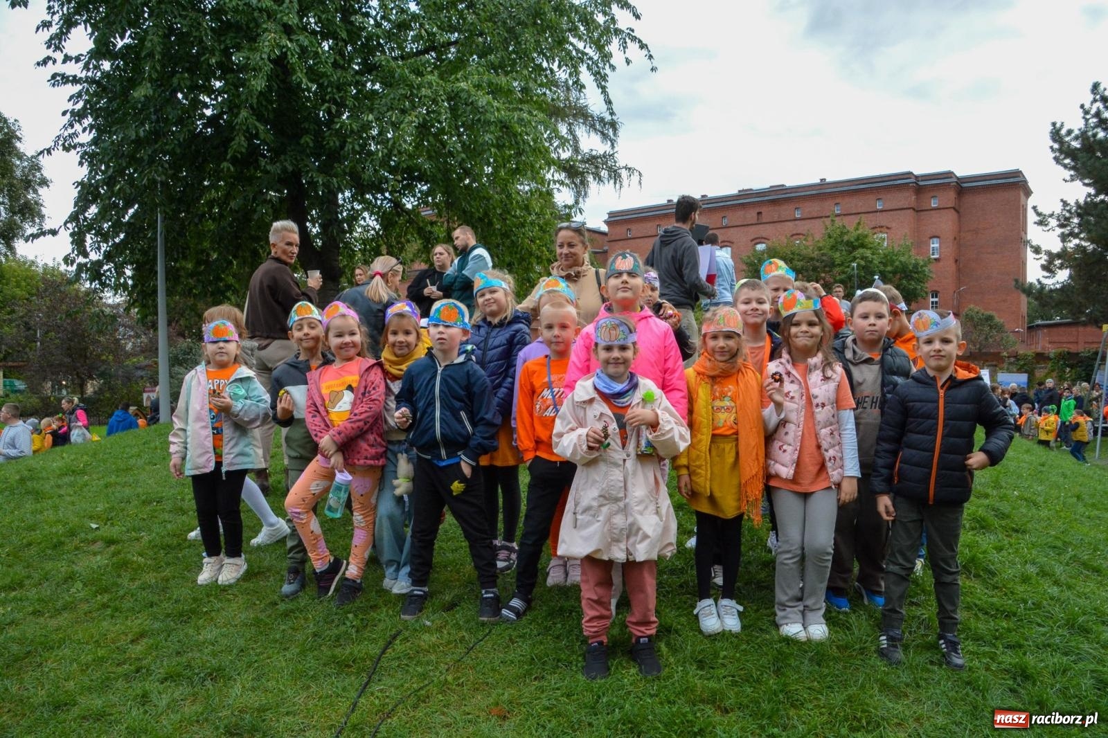 Zdjęcie w galerii na portalu naszraciborz.pl: W parku Jordanowskim trwa raciborskie święto dyni wiadomości z regionu