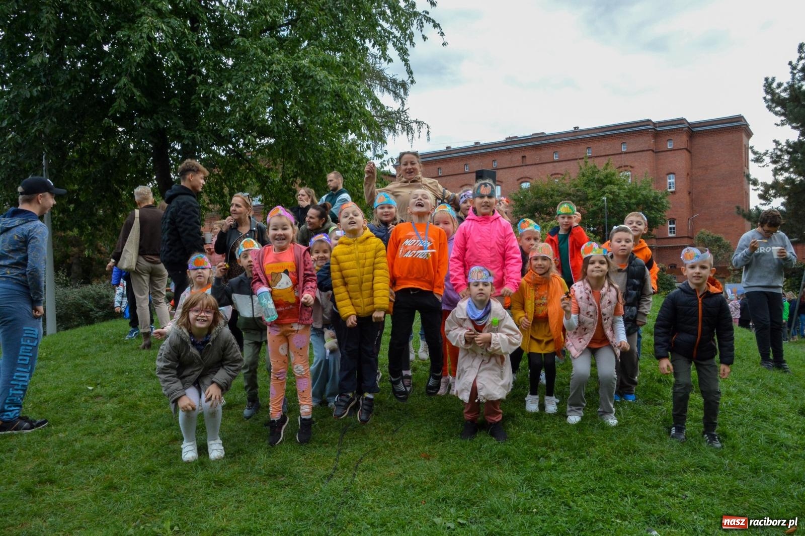 Zdjęcie w galerii na portalu naszraciborz.pl: W parku Jordanowskim trwa raciborskie święto dyni wiadomości z regionu