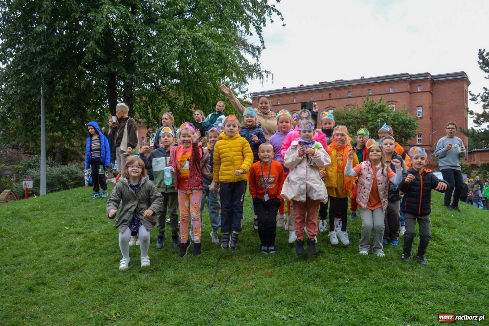 Zdjęcie w galerii na portalu naszraciborz.pl: W parku Jordanowskim trwa raciborskie święto dyni wiadomości z regionu