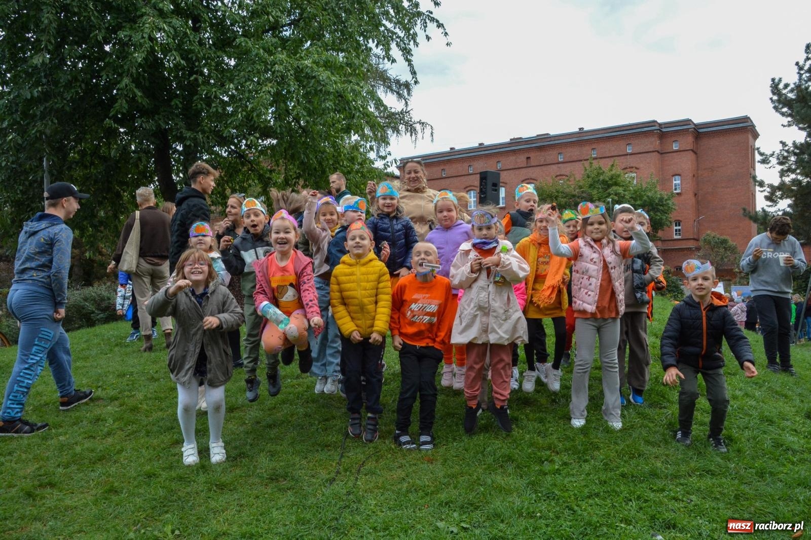 Zdjęcie w galerii na portalu naszraciborz.pl: W parku Jordanowskim trwa raciborskie święto dyni wiadomości z regionu