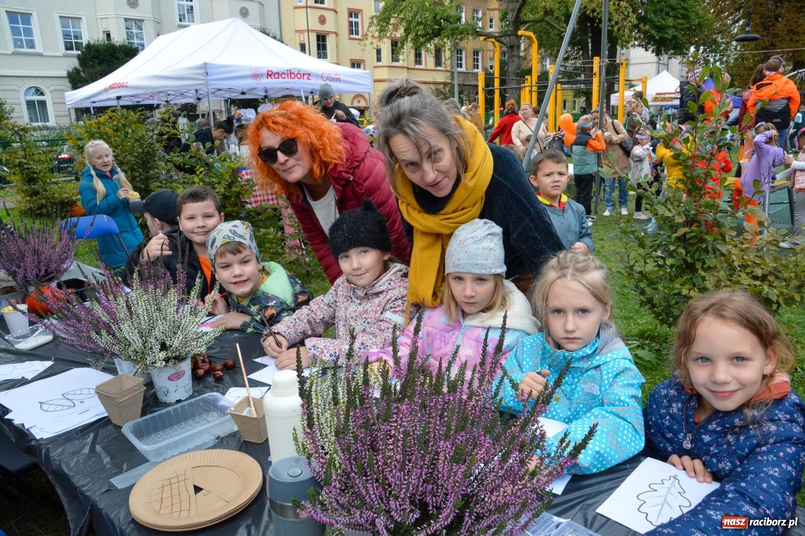 Zdjęcie w galerii na portalu naszraciborz.pl: W parku Jordanowskim trwa raciborskie święto dyni wiadomości z regionu
