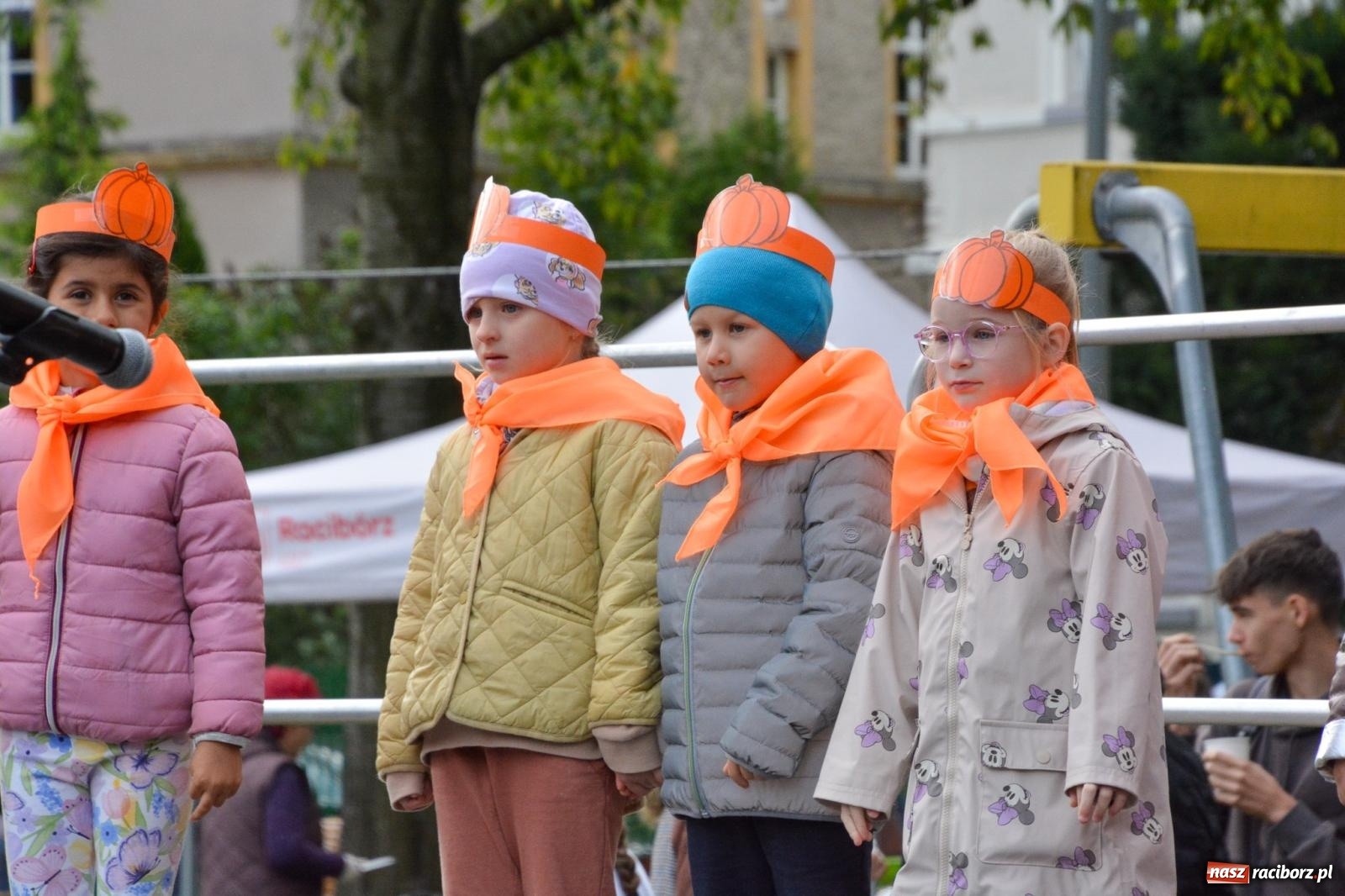 Zdjęcie w galerii na portalu naszraciborz.pl: W parku Jordanowskim trwa raciborskie święto dyni wiadomości z regionu