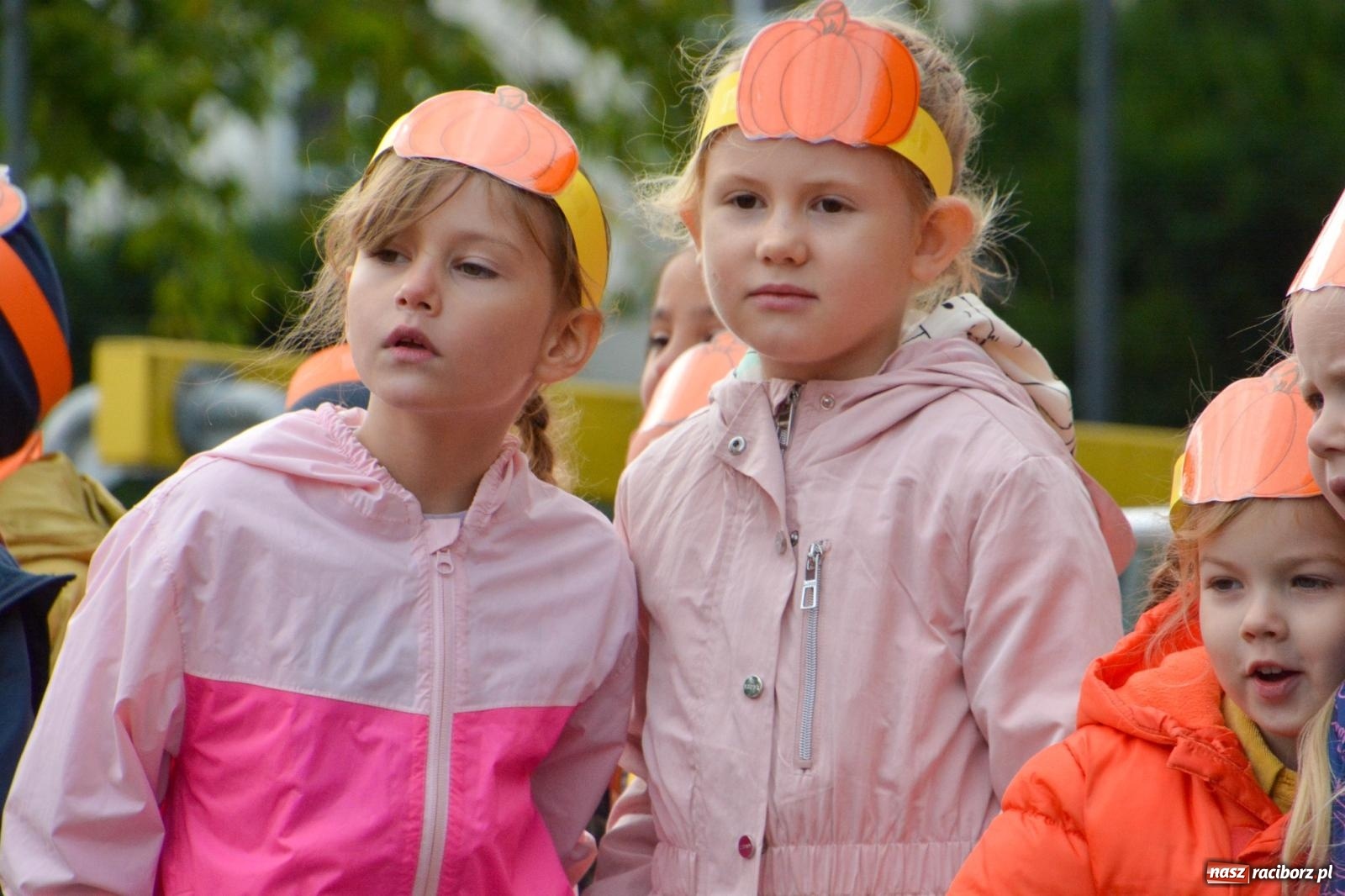Zdjęcie w galerii na portalu naszraciborz.pl: W parku Jordanowskim trwa raciborskie święto dyni wiadomości z regionu