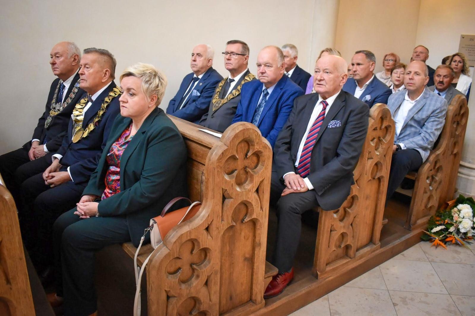 Zdjęcie w galerii na portalu naszraciborz.pl: Cech Rzemiosł Różnych w Raciborzu świętuje 80-lecie istnienia [FOTO] wiadomości z regionu