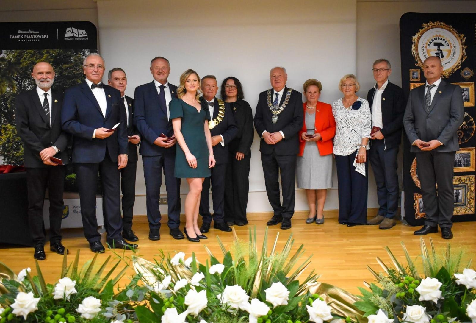 Zdjęcie w galerii na portalu naszraciborz.pl: Cech Rzemiosł Różnych w Raciborzu świętuje 80-lecie istnienia [FOTO] wiadomości z regionu