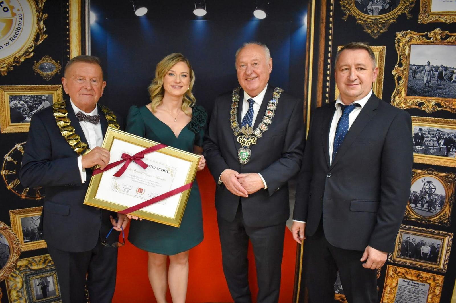 Zdjęcie w galerii na portalu naszraciborz.pl: Cech Rzemiosł Różnych w Raciborzu świętuje 80-lecie istnienia [FOTO] wiadomości z regionu