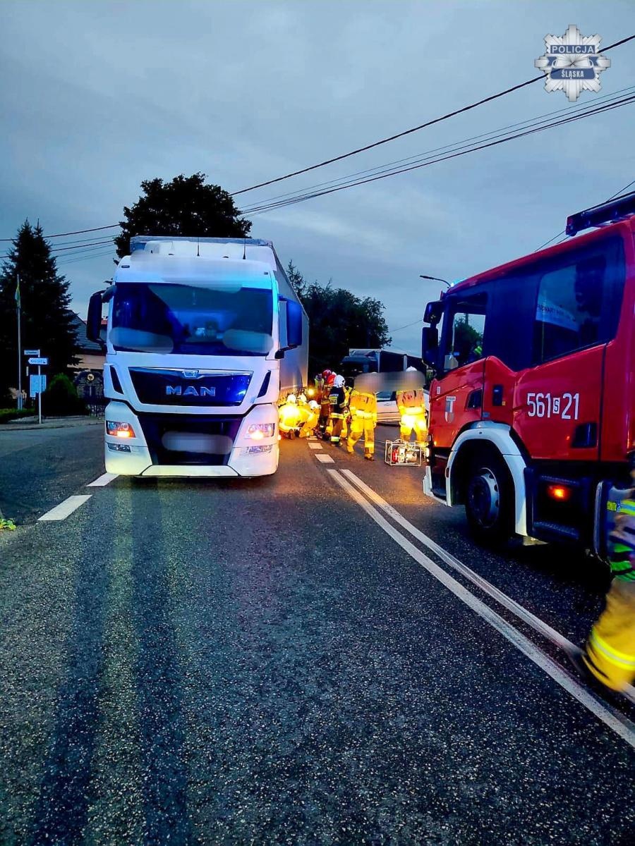 Zdjęcie w galerii na portalu naszraciborz.pl: Groźny wypadek w Roszkowie i seria interwencji strażaków w powiecie raciborskim [RAPORT 998] wiadomości z regionu