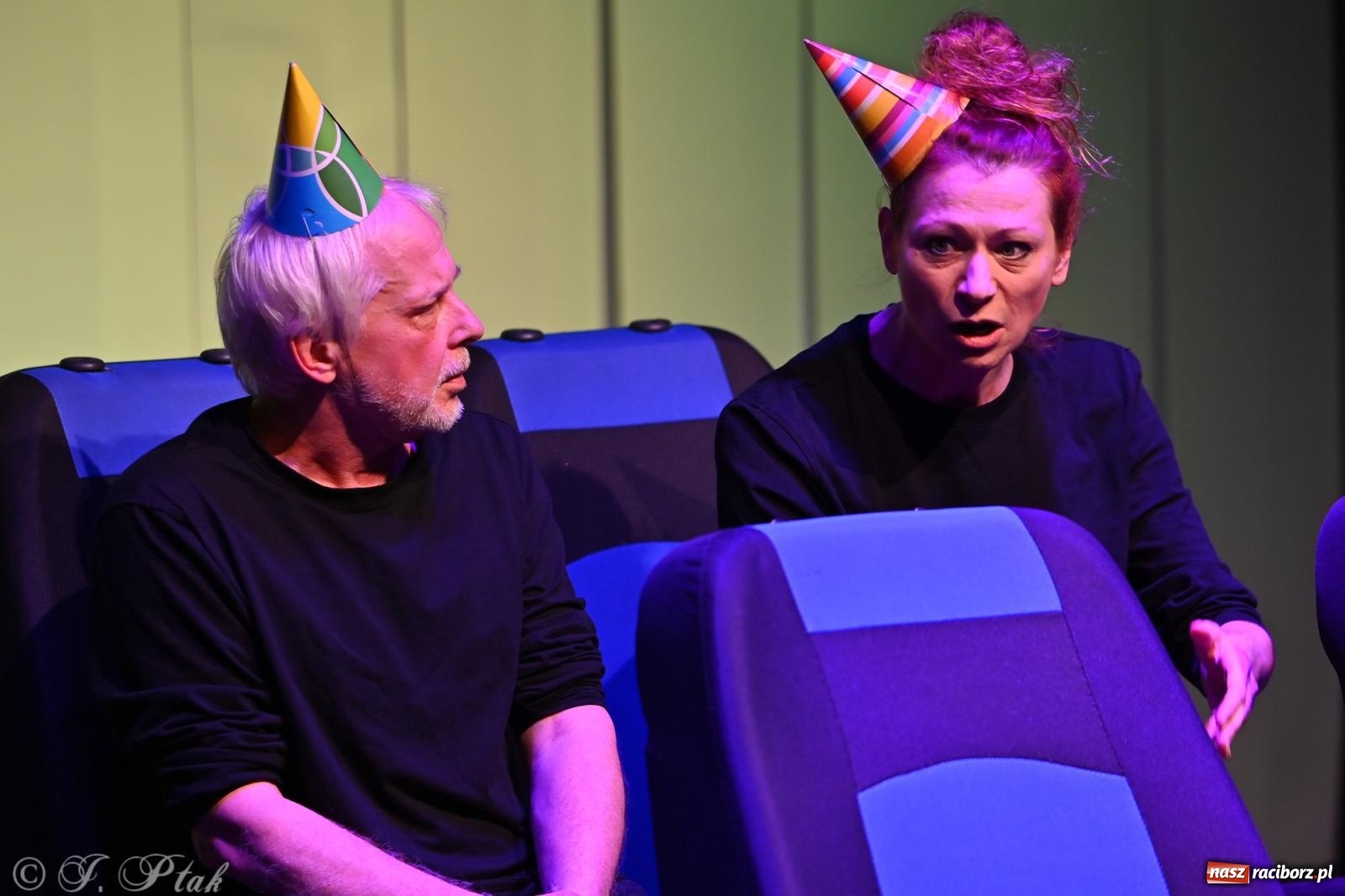 Zdjęcie w galerii na portalu naszraciborz.pl: OFF-ka na wysokich obrotach – drugi dzień festiwalu pełen artystycznych kontrastów [FOTO, WIDEO] wiadomości z regionu