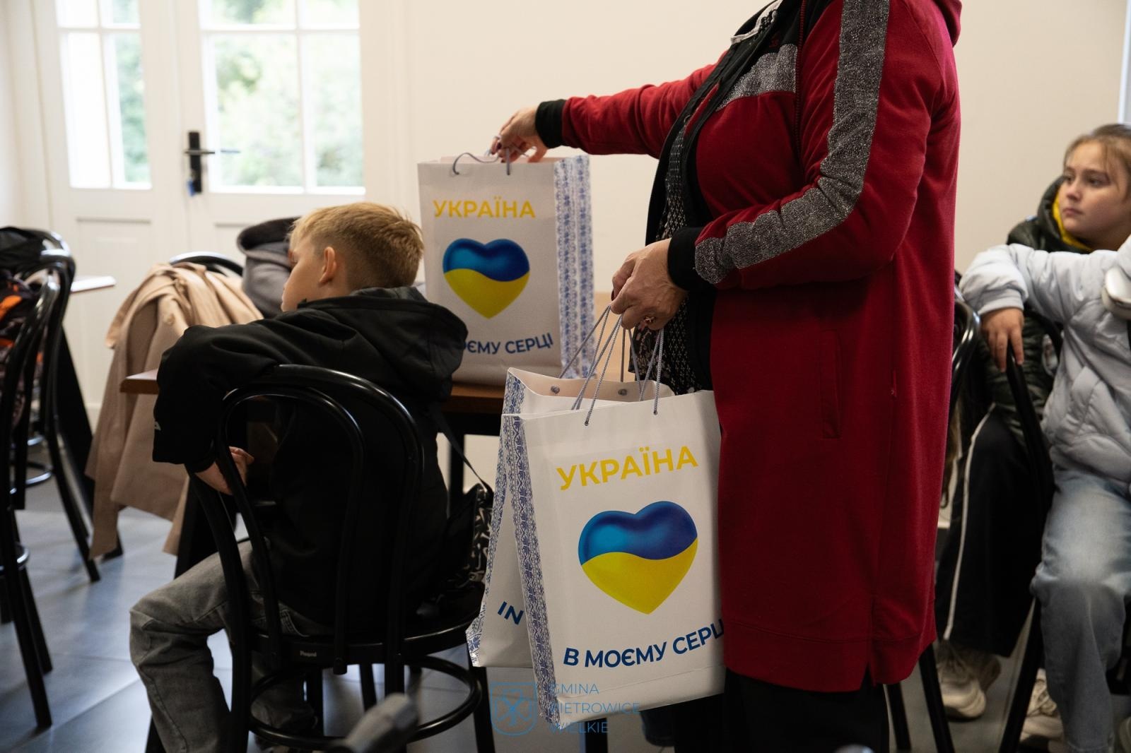 Zdjęcie w galerii na portalu naszraciborz.pl: Autobus dla Kozłowa – nowy rozdział współpracy i przyjaźni pietrowicko-ukraińskiej wiadomości z regionu