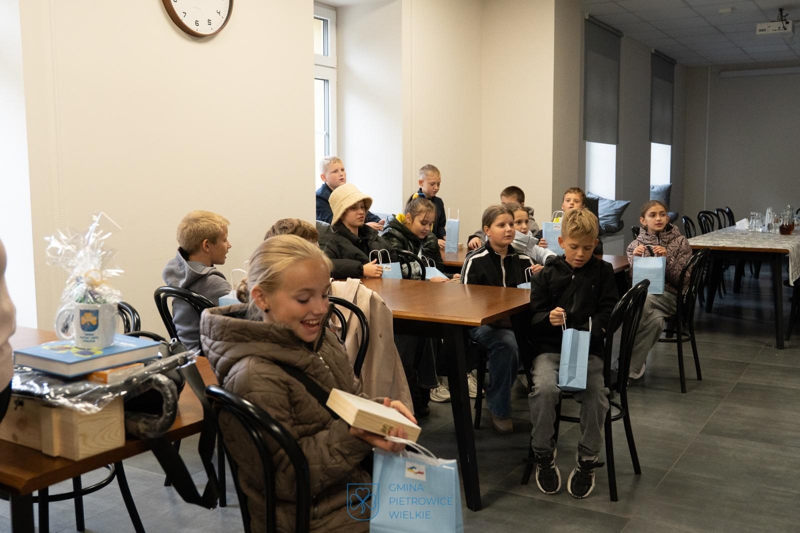 Zdjęcie w galerii na portalu naszraciborz.pl: Autobus dla Kozłowa – nowy rozdział współpracy i przyjaźni pietrowicko-ukraińskiej wiadomości z regionu