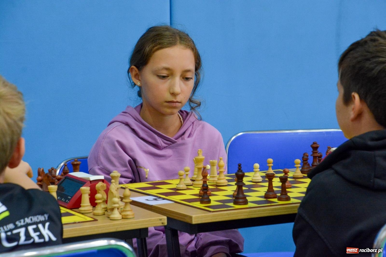 Zdjęcie w galerii na portalu naszraciborz.pl: Rekordowa frekwencja na VI Międzynarodowym Memoriale Szachowym Alfreda Chrobaka w Raciborzu wiadomości z regionu